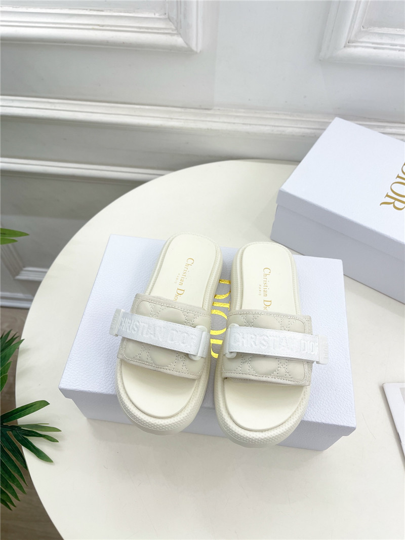 Dio(r)evolution Slide Glitter Tech White Quilted Leather