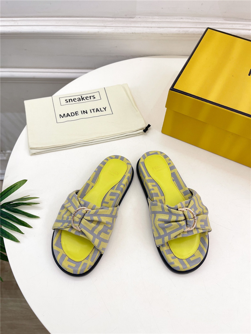 F**di feel grey & yellow ff jacquard slides