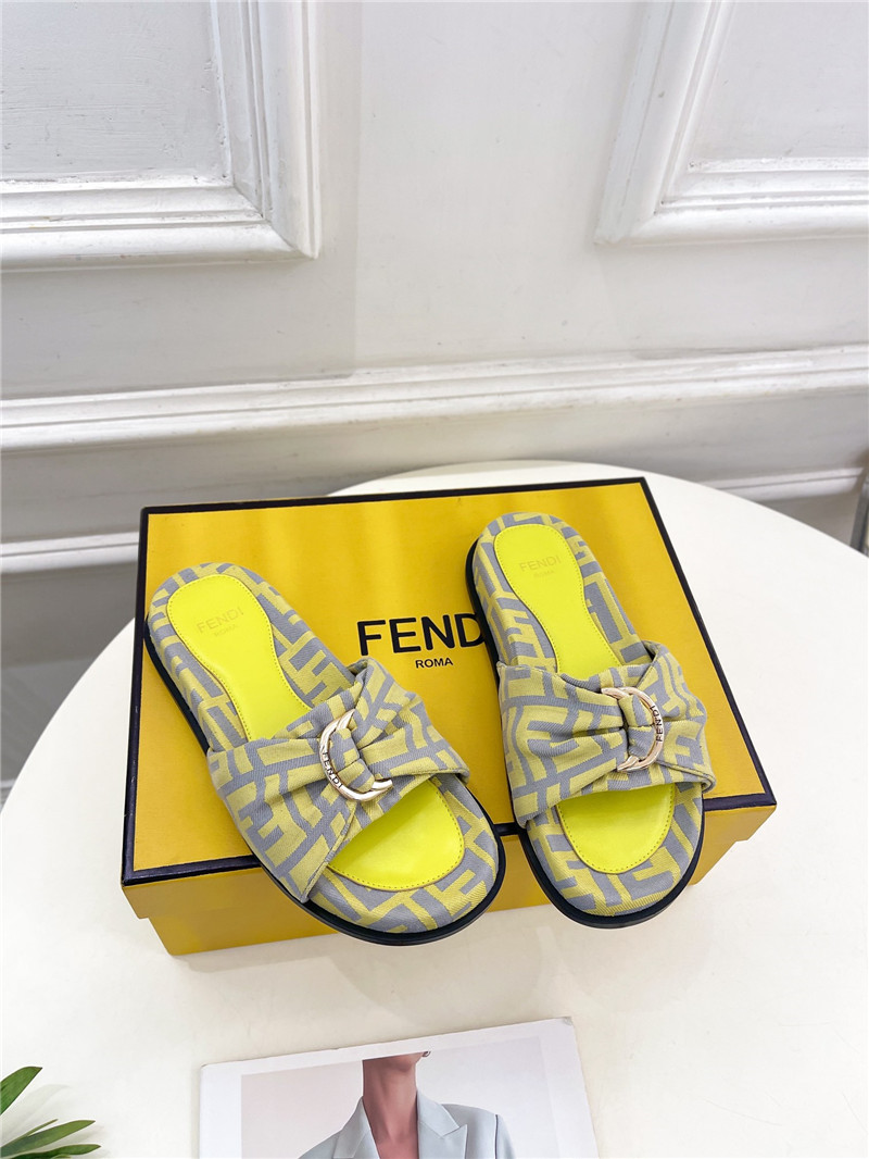 F**di feel grey & yellow ff jacquard slides