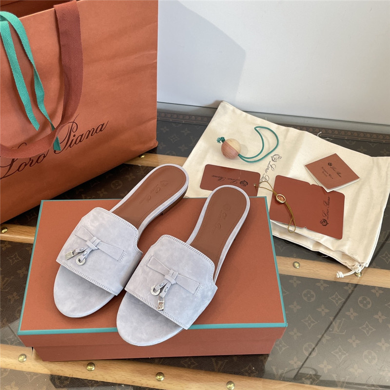 L0r0 P1ana summer charms sandals in powder pearl suede