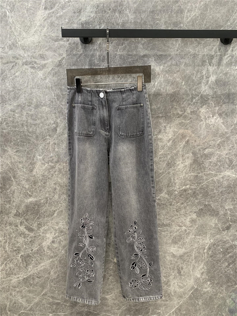 Ch**el camellia hollow front pocket jeans replica clothes
