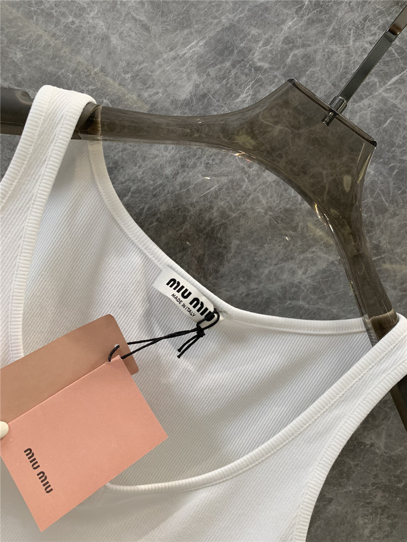 M1um1u letter hardware button hollow vest replica d&g clothing