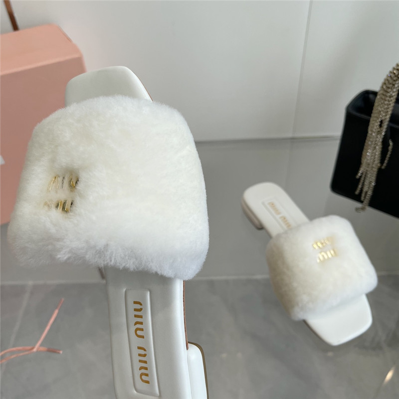 Miu Miu White Matelassé Fur Slides with Metal Lettering