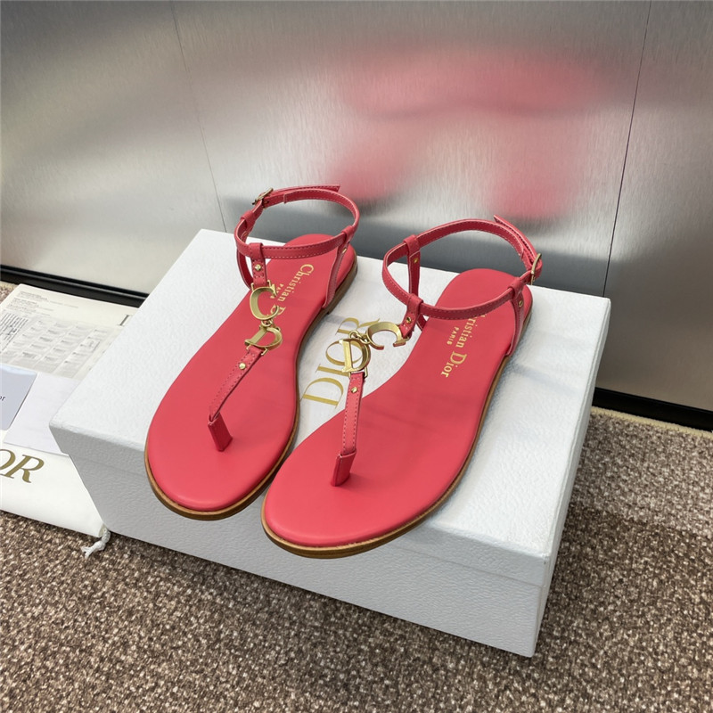 c’est D10r coral calfskin thong sandals