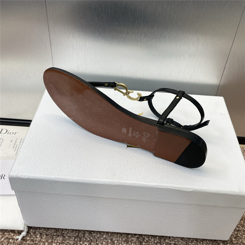 c’est D10r black calfskin thong sandals