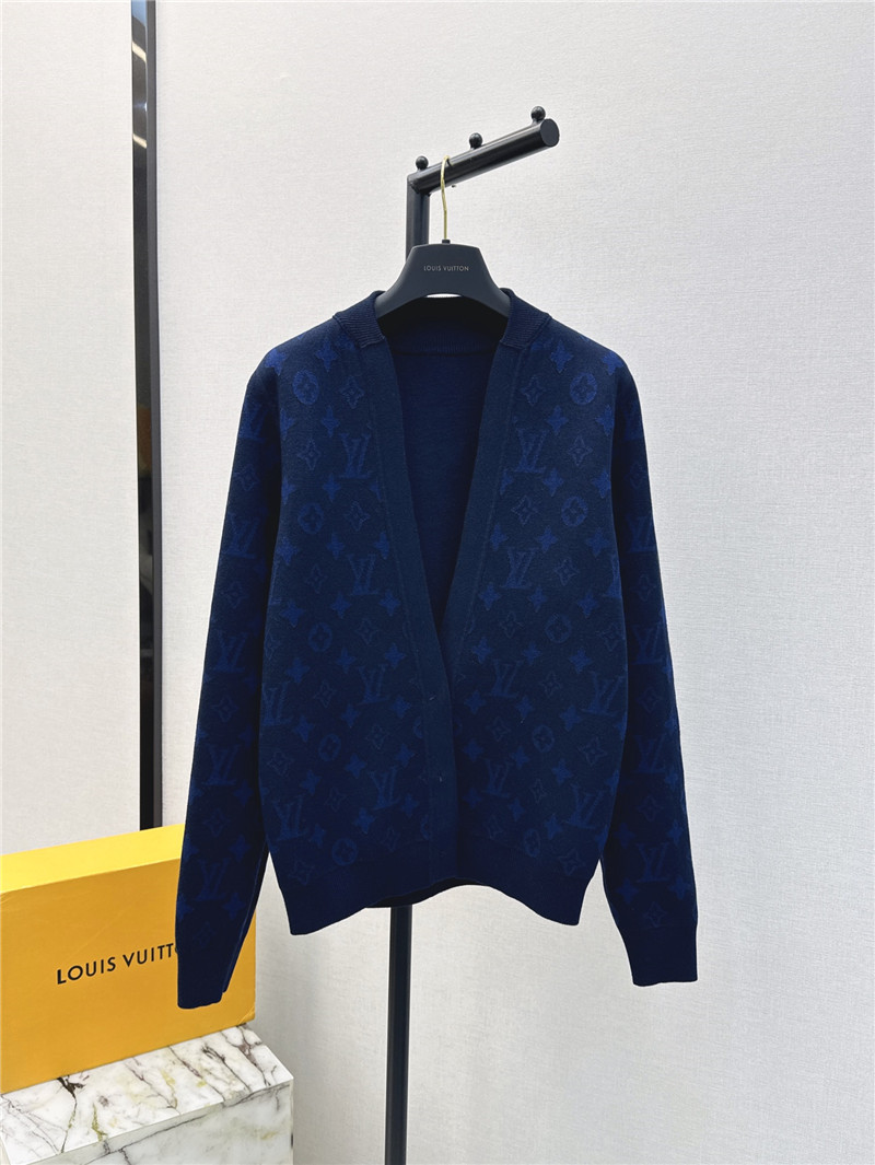 l0vis Vvtt0n lv double-sided v-neck knitted cardigan replica clothes