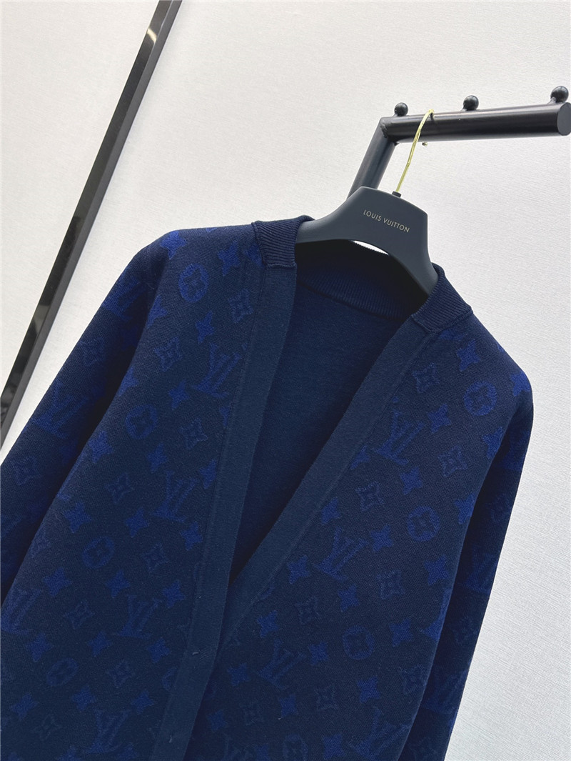 l0vis Vvtt0n lv double-sided v-neck knitted cardigan replica clothes