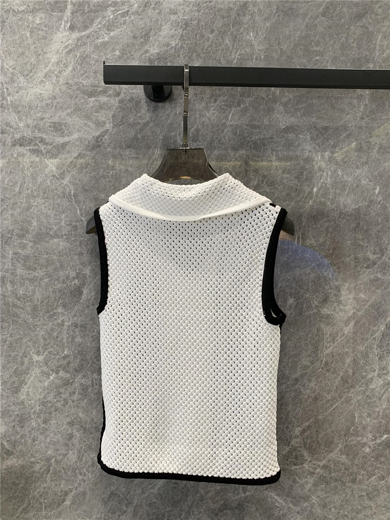 Ch**el v-neck hollow knit vest replica designer clothes