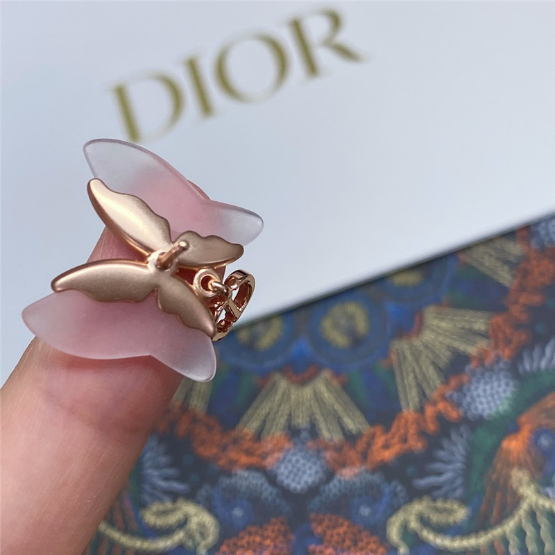 D10r new butterfly earrings
