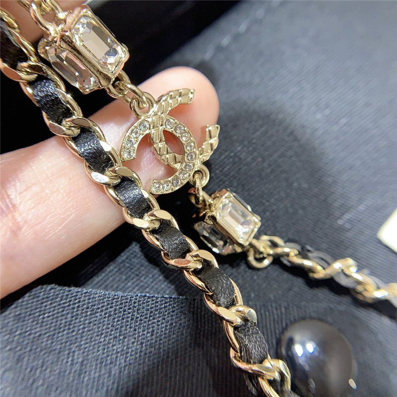 ch**el half D1am0nd double c long chain