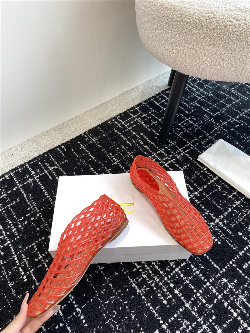 The R0w mara transparent ballet flats in red