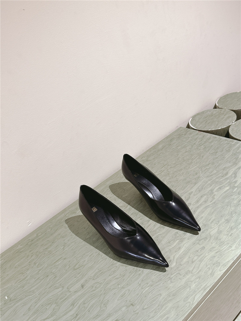 Totême Wedge-Heel Abrasivato Pumps in Black