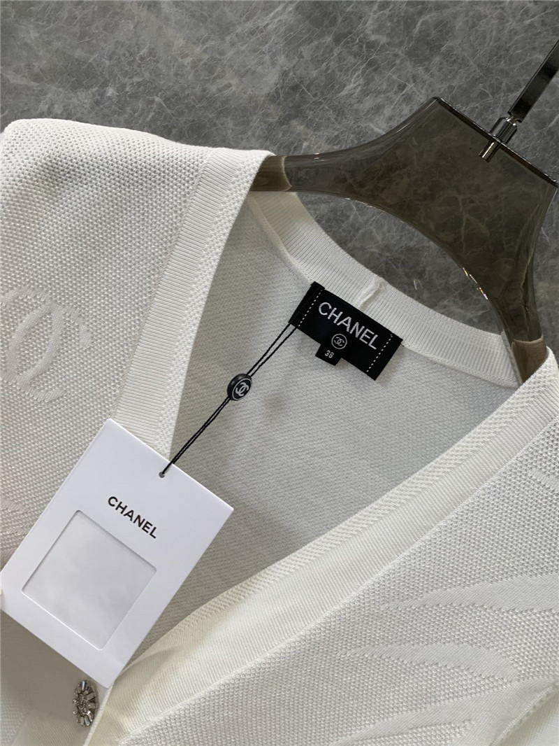 Ch**el v-neck single-breasted jacquard knit cardigan replica clothes