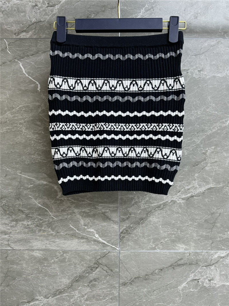 l0vis Vvtt0n lv striped knit suit replica designer clothes