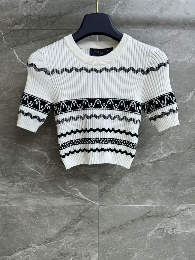 l0vis Vvtt0n lv striped knit suit replica designer clothes
