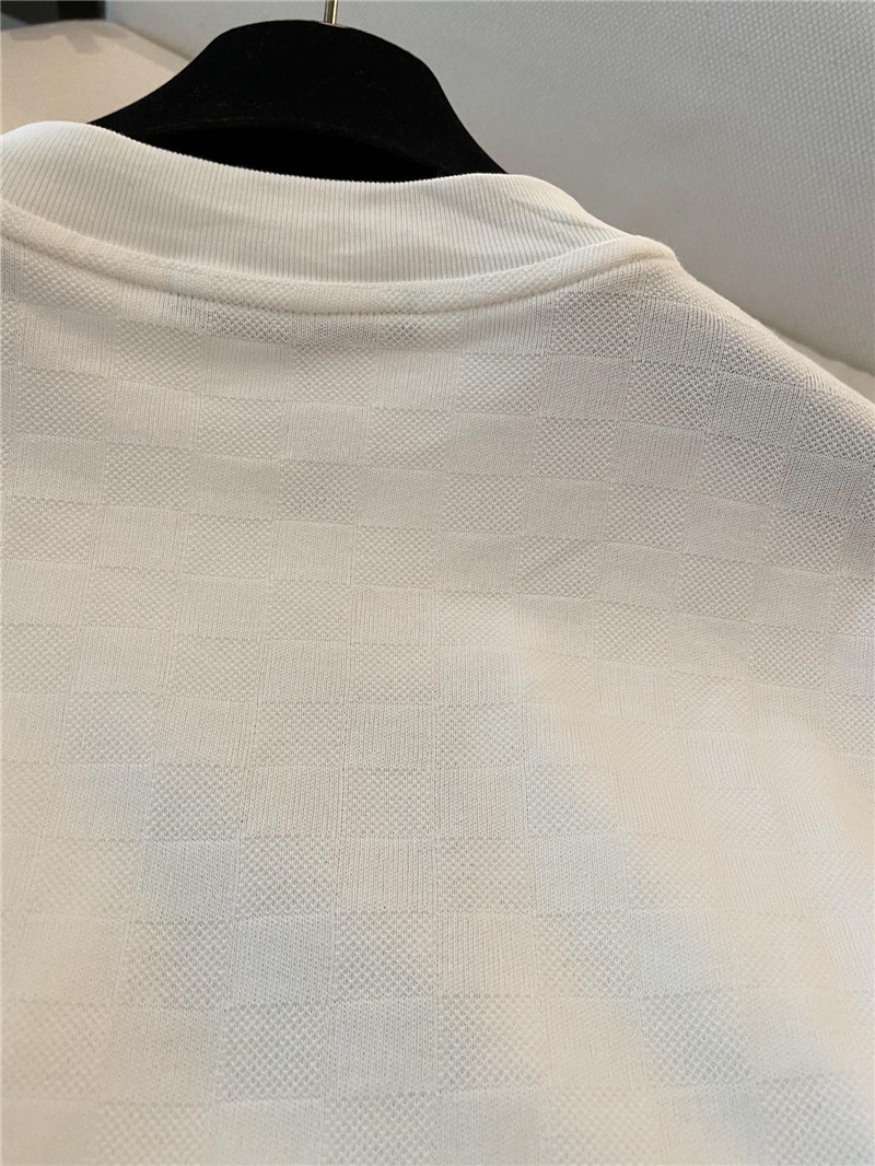 l0vis Vvtt0n lv new dark pattern short sleeve replica clothing