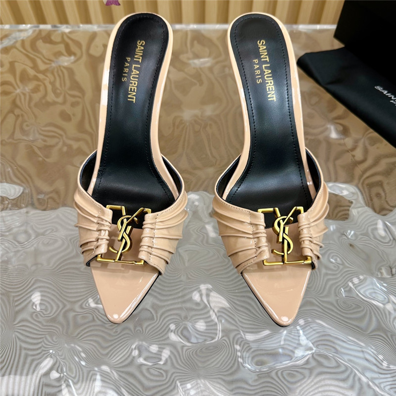 Sa1nt Lau*nt babylone mules in beige patent leather
