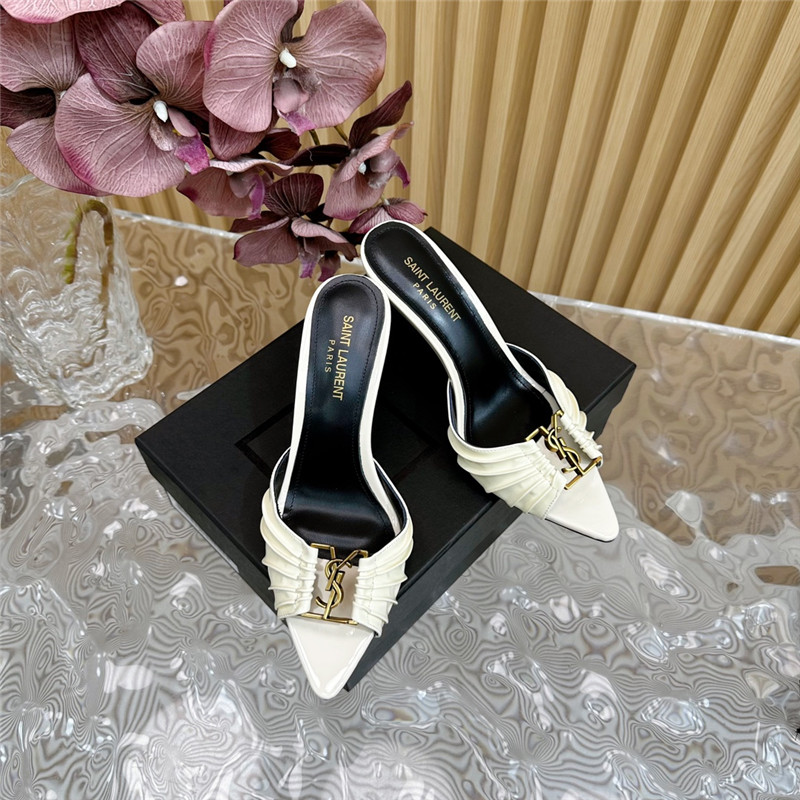 Sa1nt Lau*nt babylone mules in ivory patent leather