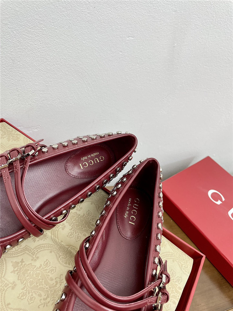 Gvc*1  burgundy horsebit ballet flats