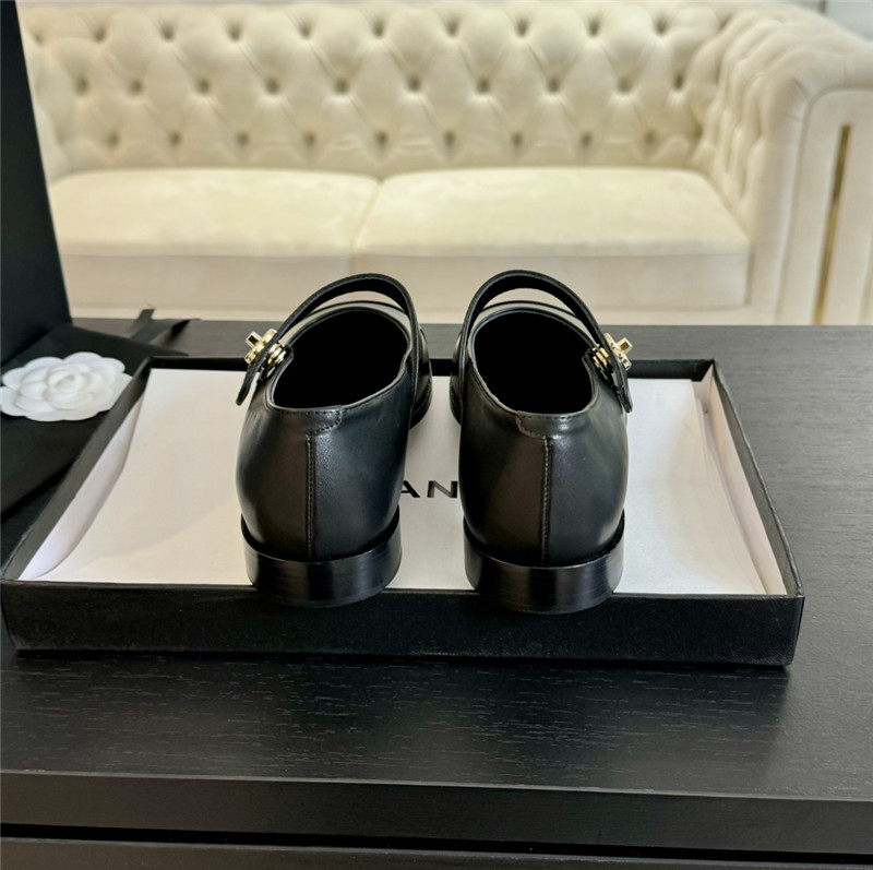 Ch**el gold interlock mary janes in black calfskin