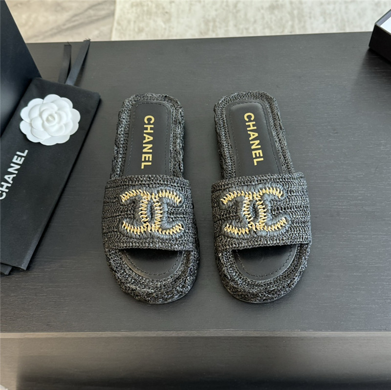 Ch**el crochet slide sandals in black