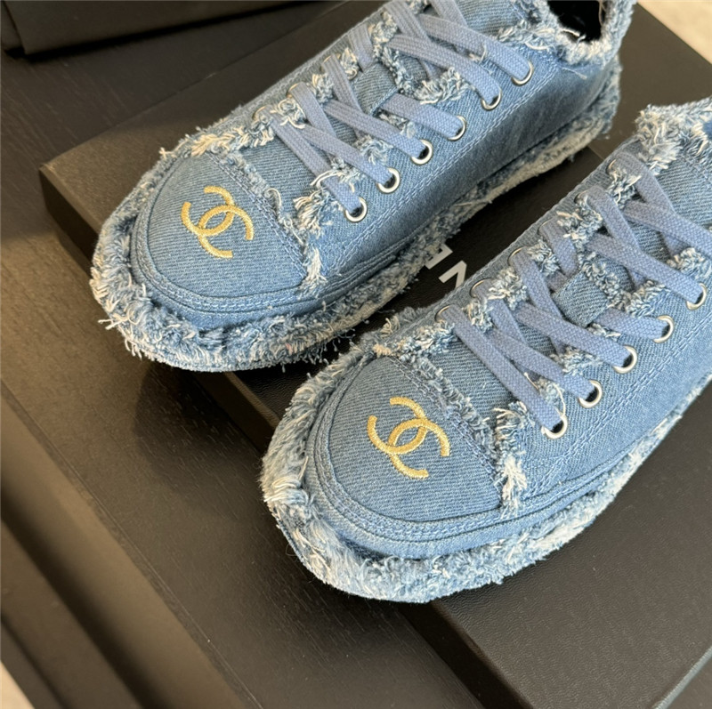 Ch**el lace-up canvas sneakers