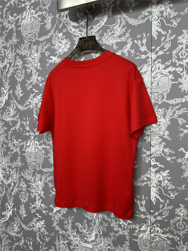 Va1e*ntin0 simple t-shirt cheap replica designer clothes