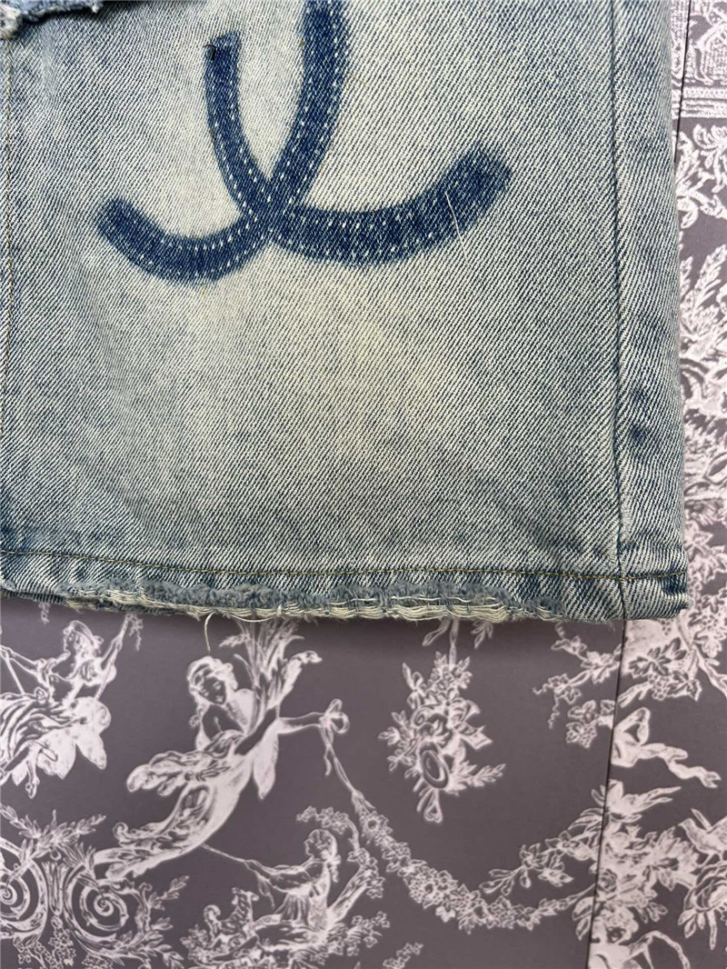 Ch**el gradient denim mini skirt