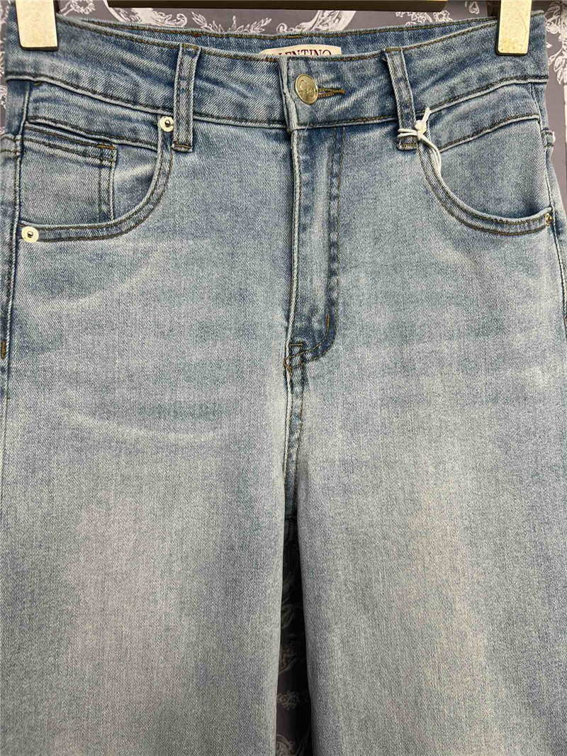 Va1e*ntin0 new jeans cheap replica designer clothes