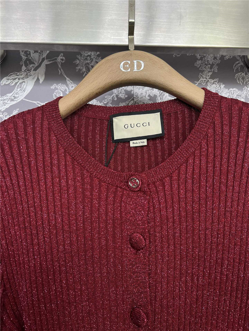 Gvc*1 burgundy ribbed cropped cardigan