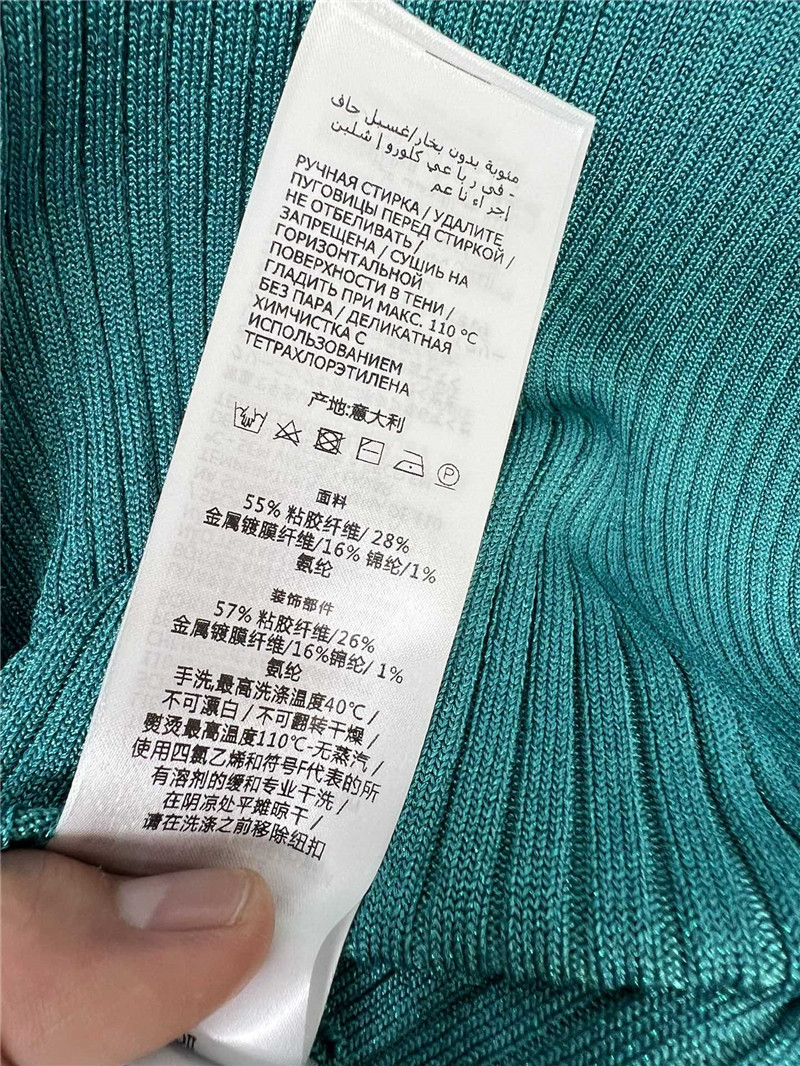 Gvc*1 half-open sleeve sweater replicas clothes