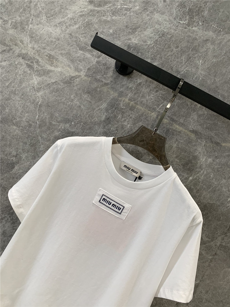 M1um1u new color micro logo short-sleeved t-shirt replica clothes