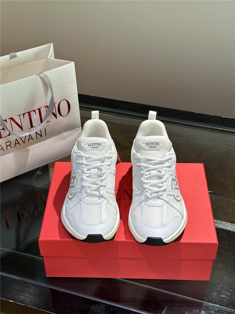 Va1e*ntin0 garavani white trainers