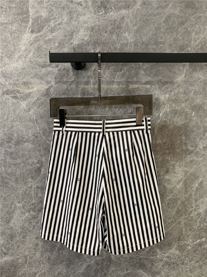 ch**el double c hot D1am0nd striped shorts replicas clothes