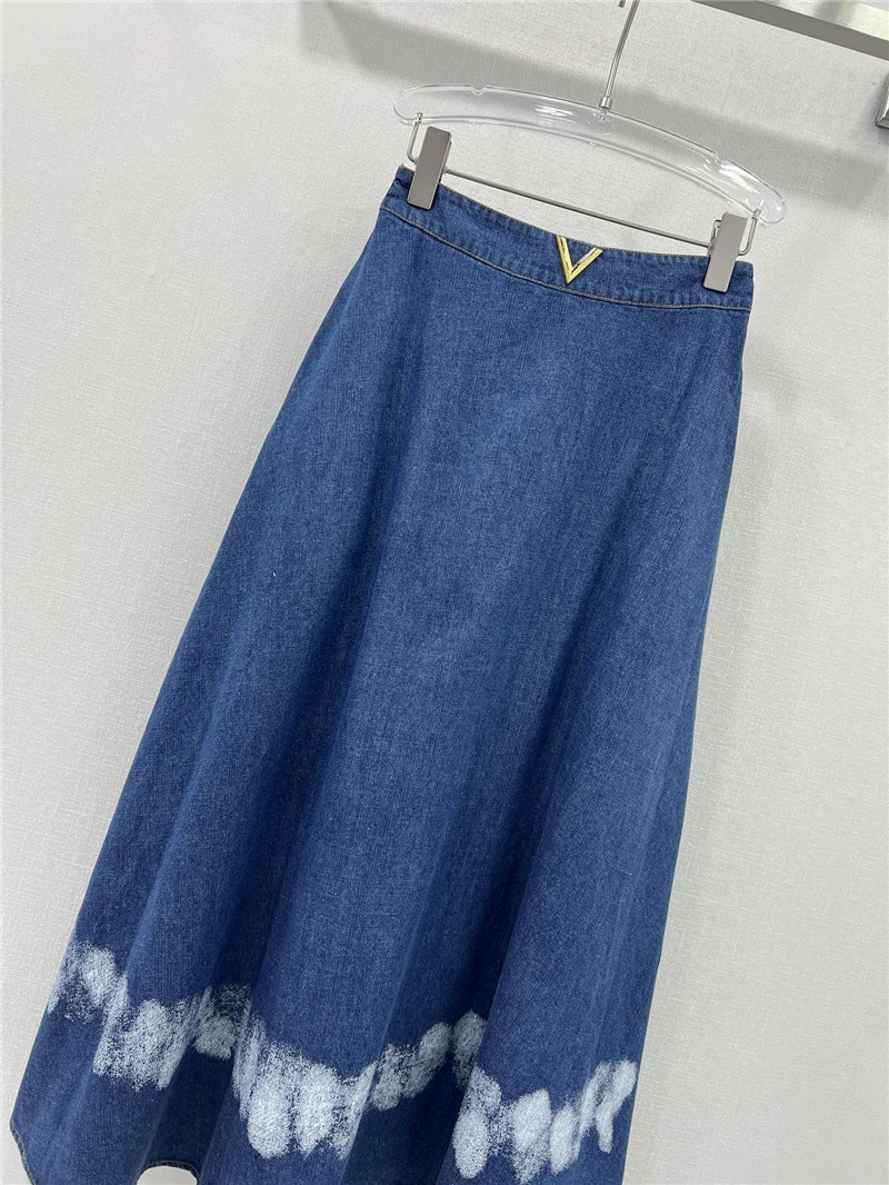Va1e*ntin0 gradient denim skirt replica d&g clothing