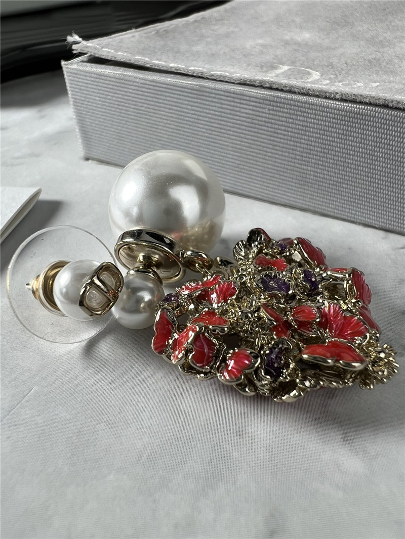 D10r heart earrings