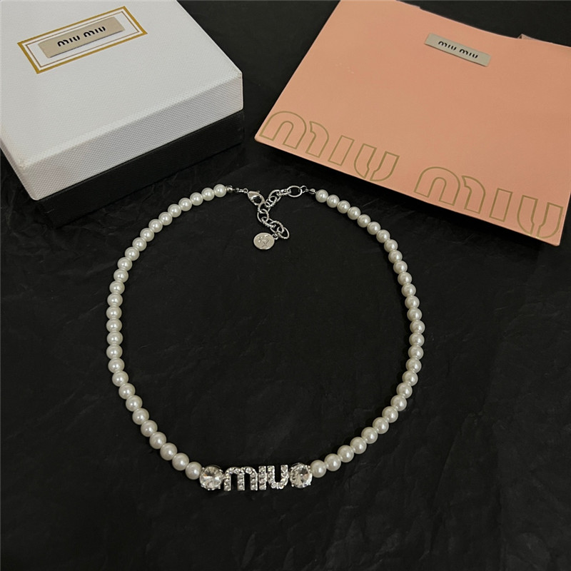 M1um1u pearl necklace