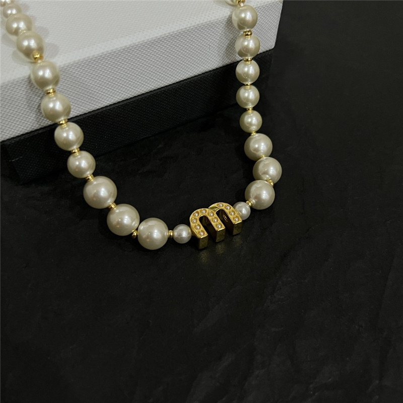 M1um1u pearl necklace