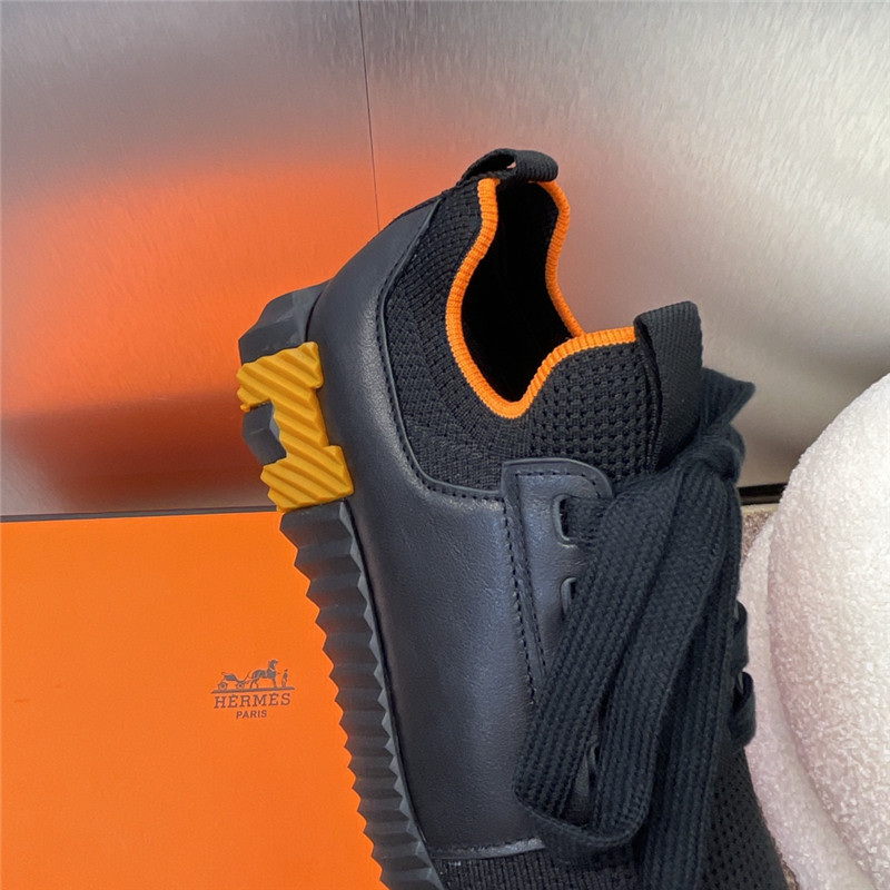 H**me5 bouncing sneaker black orange women