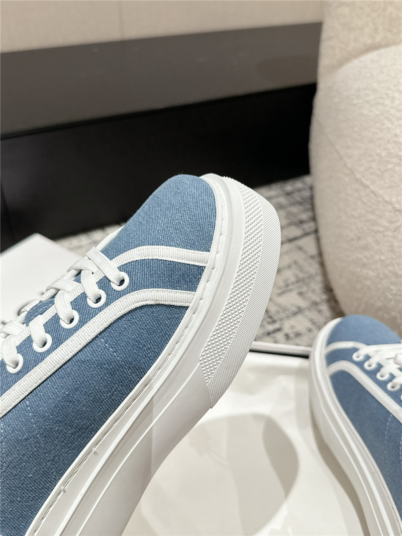 Givenchy City Platform Sneakers in Canvas