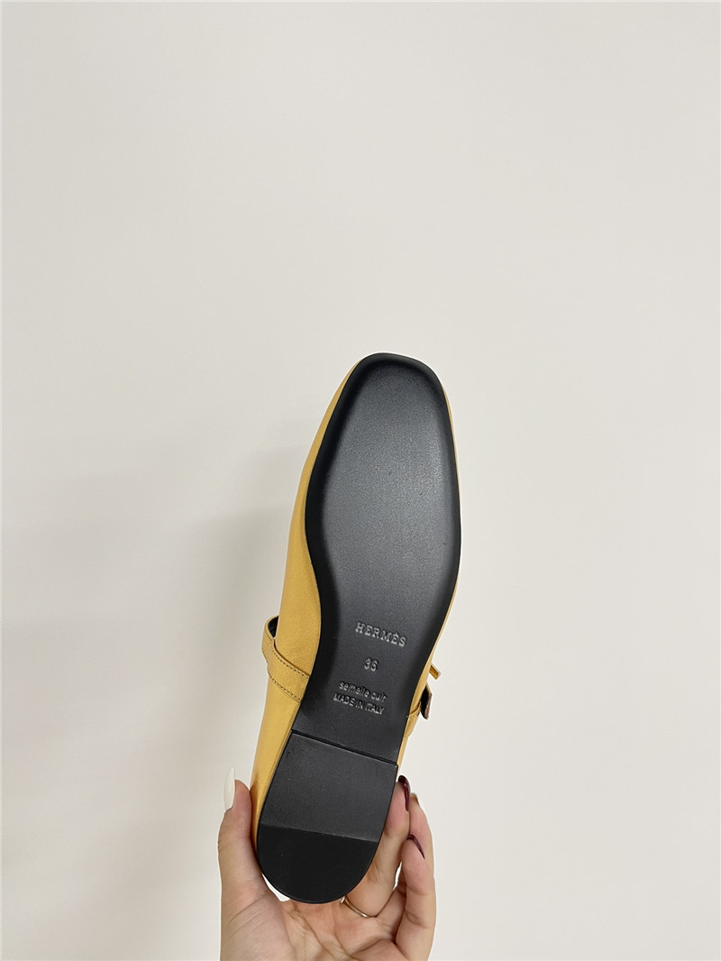 H**me5 jane ballet flats in gold goatskin