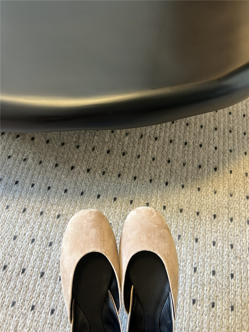 The R0w gemma ballet slipper bisquit suede