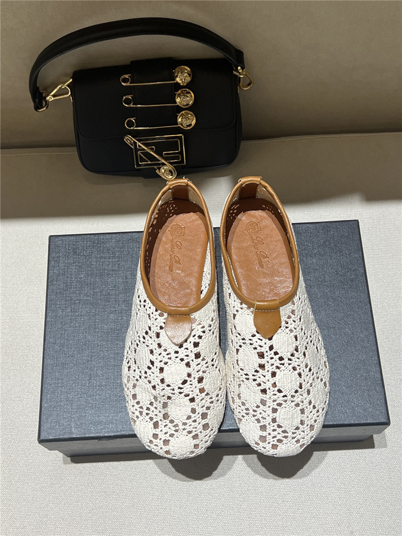 L0r0 P1ana floaty flat moccasin slipper whisper white