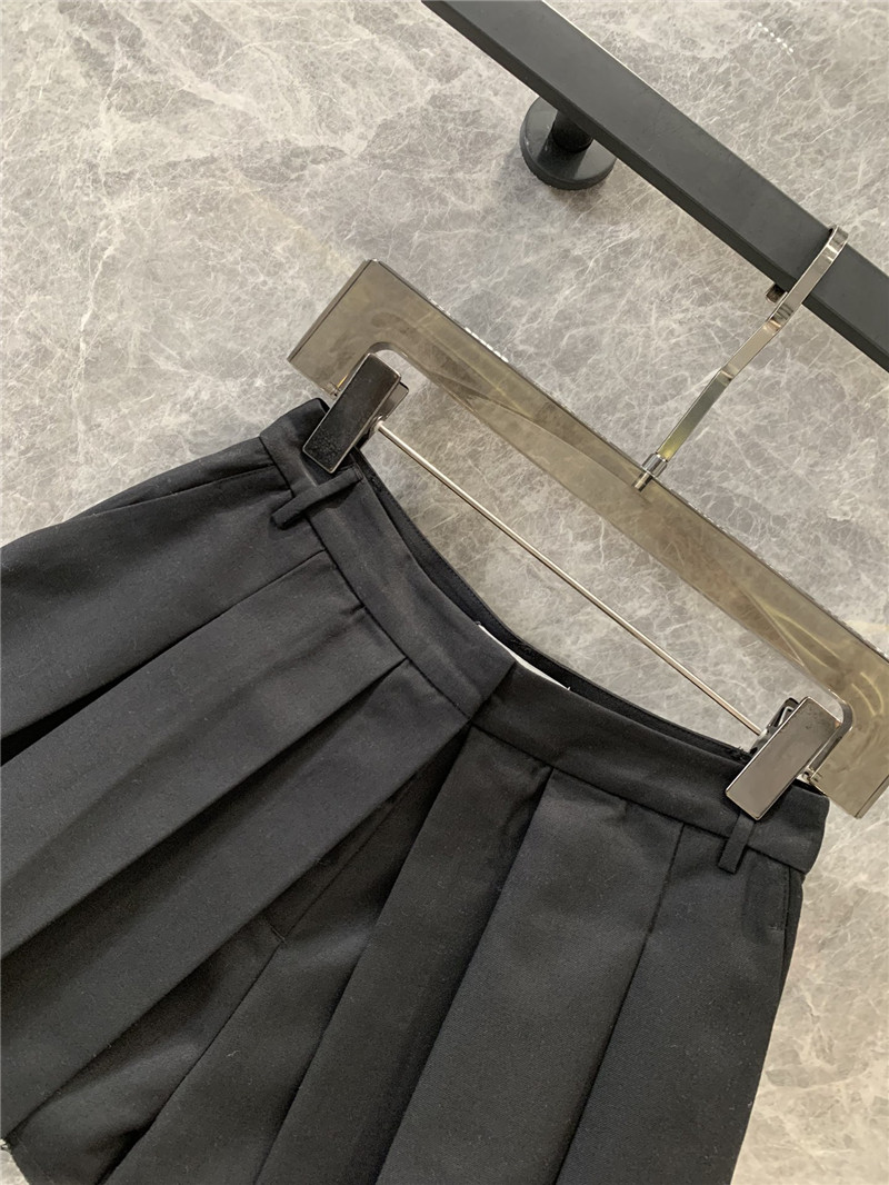 M1um1u micro-letter pleated apron-style pants skirt replicas clothes