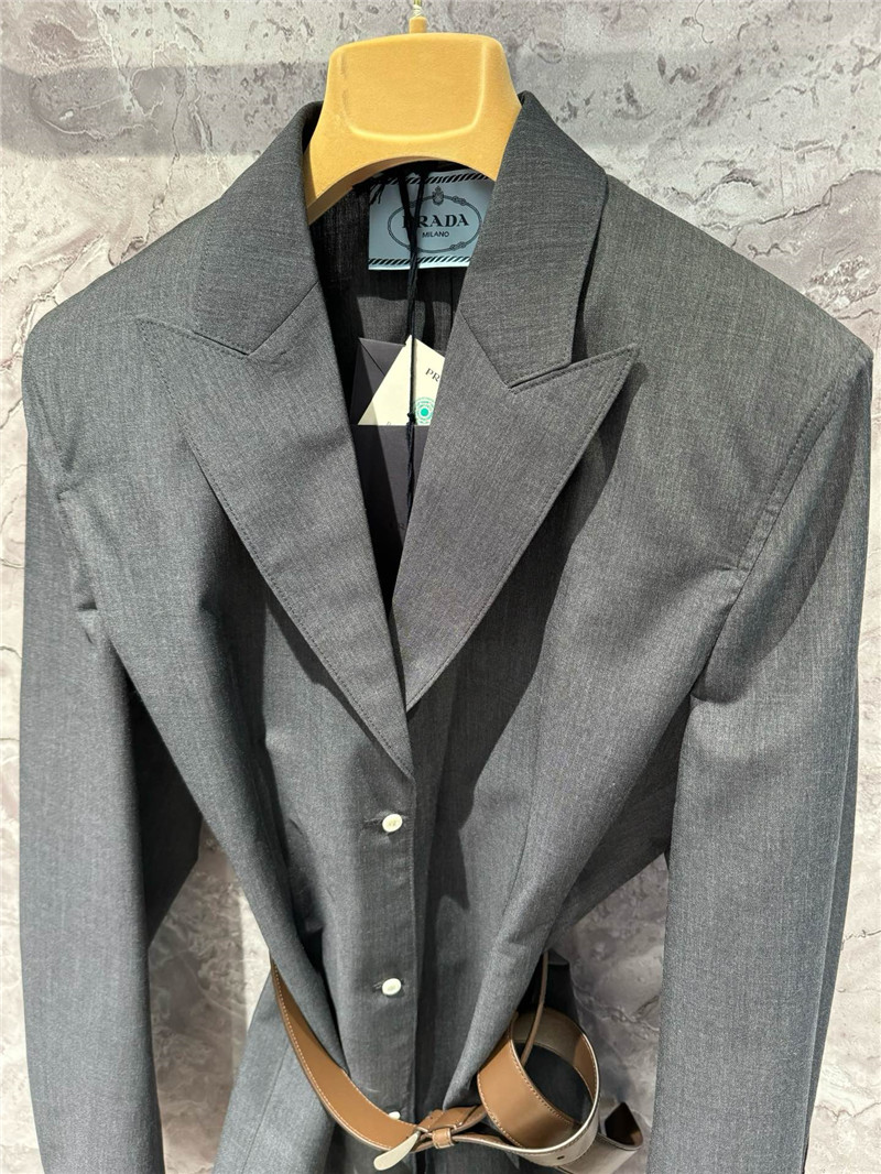 Pra*a worsted wool suit replica d&g clothing