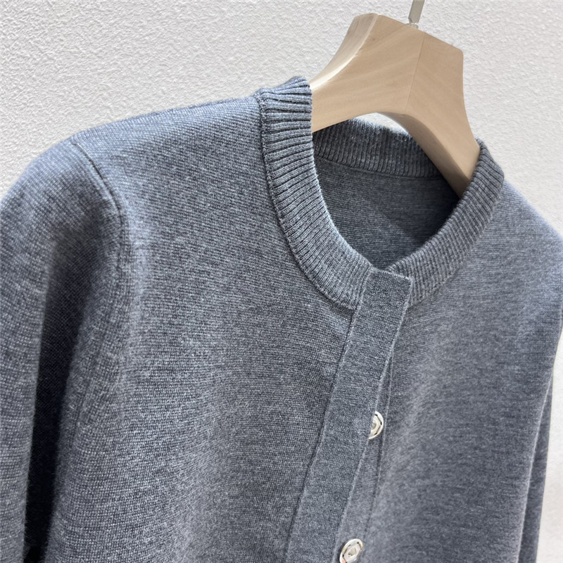 b0tt*ga Ven*ta concealed button wool cardigan replica d&g clothing