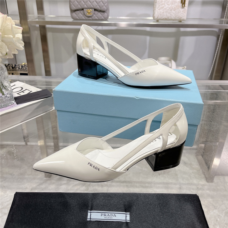 pra*a pointed toe block heel sandals Marg*e1a replica shoes