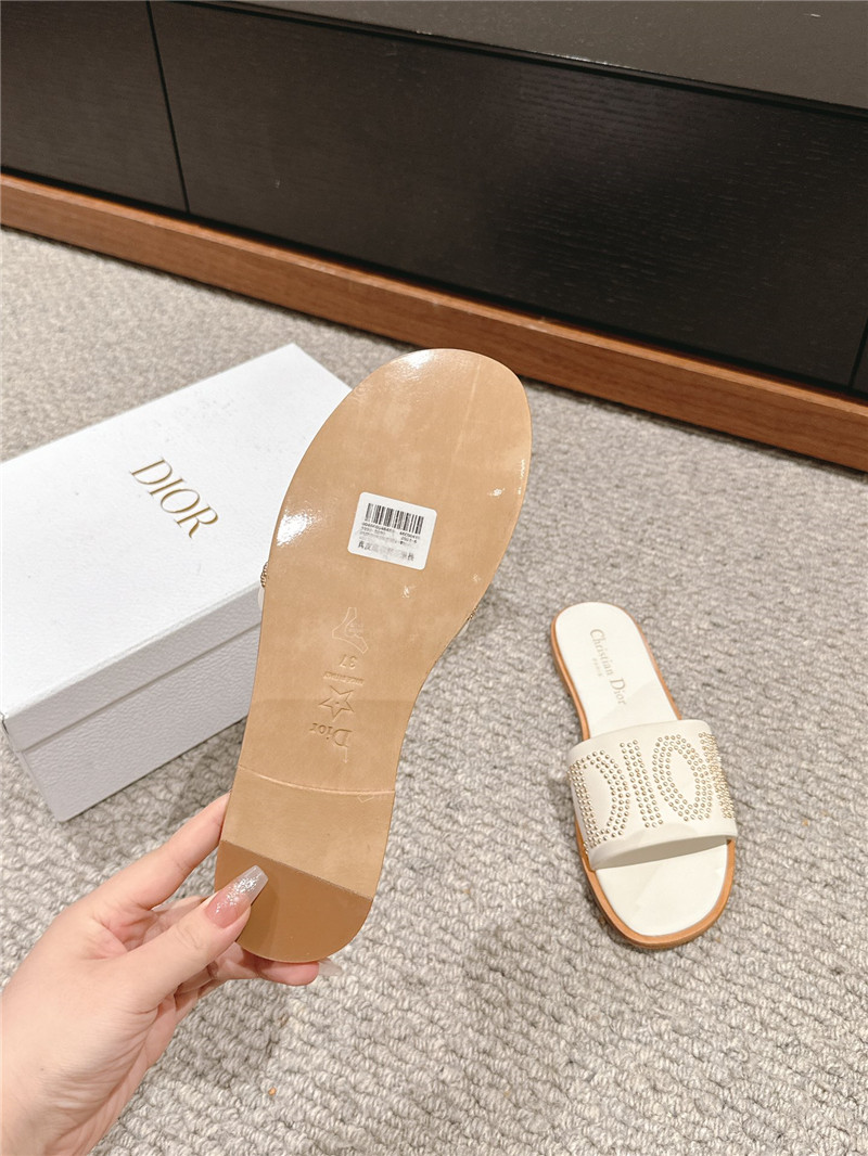 D10r dway slide white calfskin with gold-finish studs