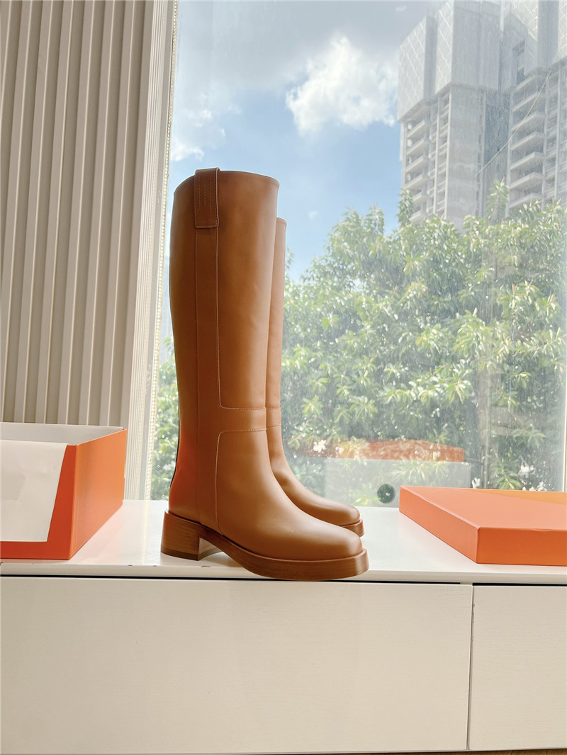 H**me5 brown horse boots