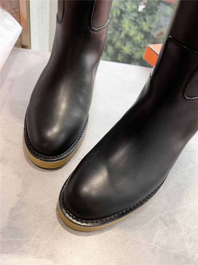H**me5 faustine boot in black